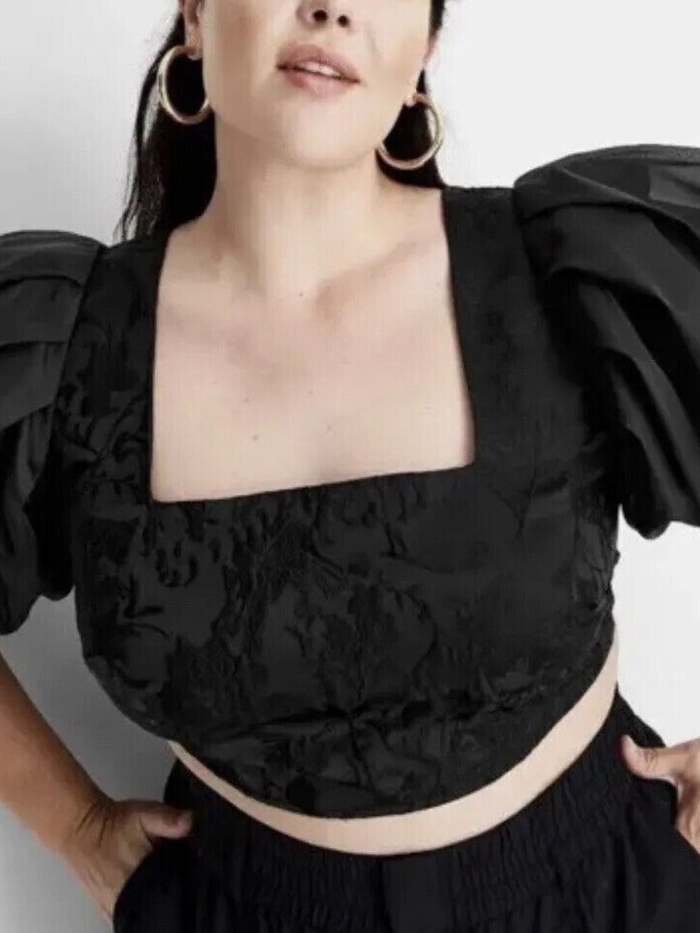 Black Puff-Sleeve Square-Neck Crop Top — Women's Fashion